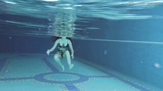 Diana Rius Hot Spanish Babe Underwater