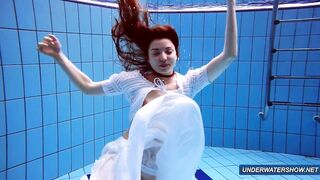 Amazing Hairy Underwatershow by Marketa