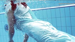 Piyavka Chehova Swims Naked in the Pool and Strips